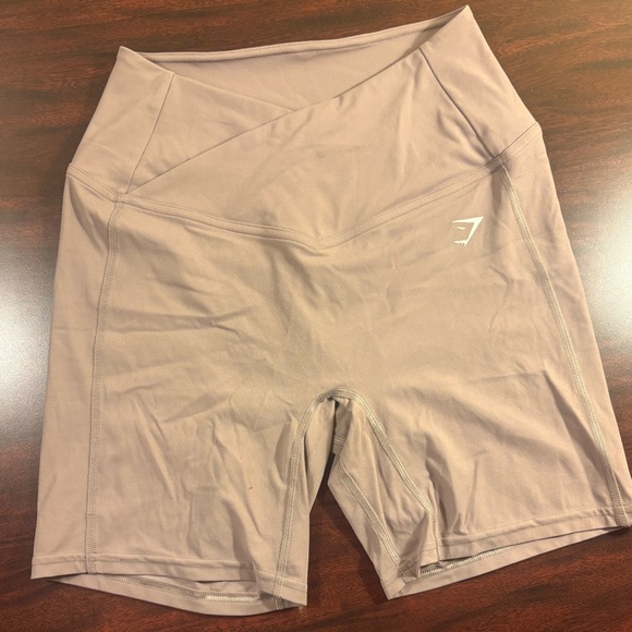 Gymshark Other - Women’s GYMSHARK crossover biker shorts; size S; taupe color